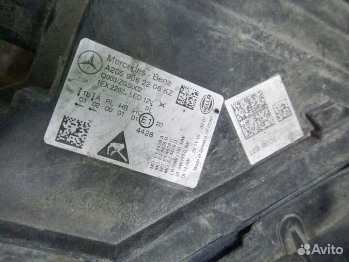 Фара правая Mercedes-Benz C-Class