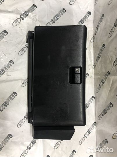 Бардачок Lexus RX 300