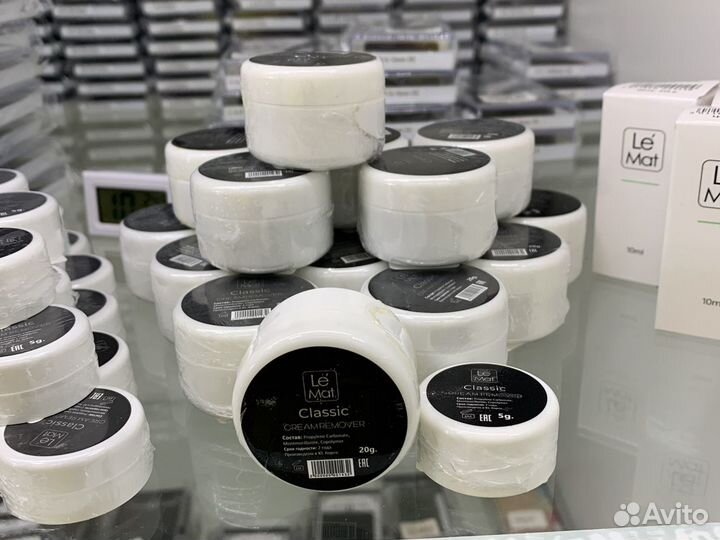 Ремувер для снятия ресниц, материалы