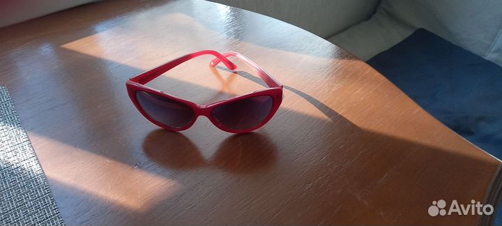 Солнцезащитные очки женские брендовые