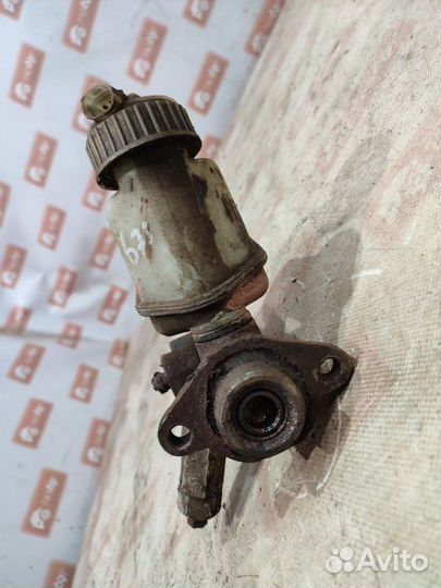 Главный тормозной цилиндр Opel Vectra 86 C18NZ