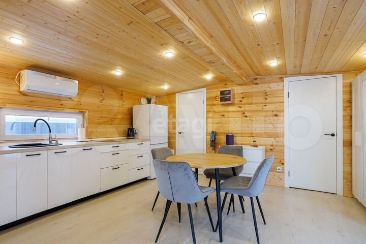 Дом 42,5 м² на участке 8 сот.