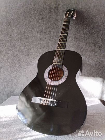 Классическая гитара 4/4 terris черная (новая)