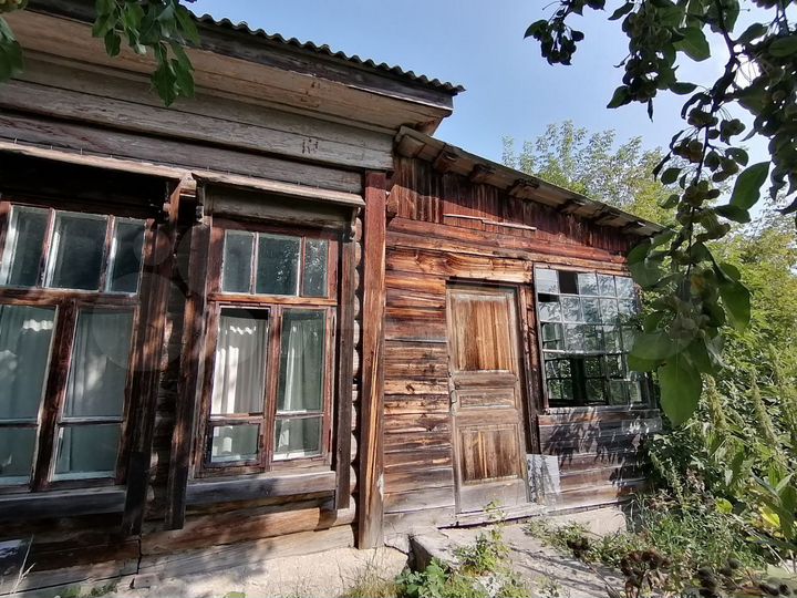Дом 102,7 м² на участке 8,3 сот.