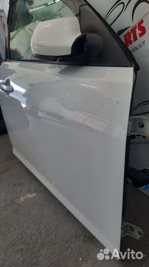 Правая передняя дверь Мазда 3 бк седан