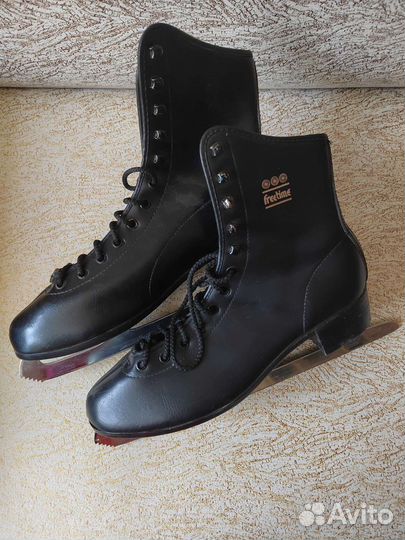 Коньки фигурные мужские