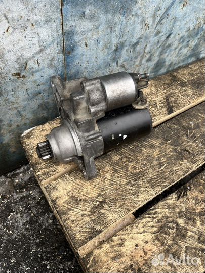 Стартер Volkswagen Polo,Skoda Rapid МКПП bosh