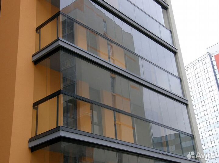 Безрамное остекление раздвижной системой