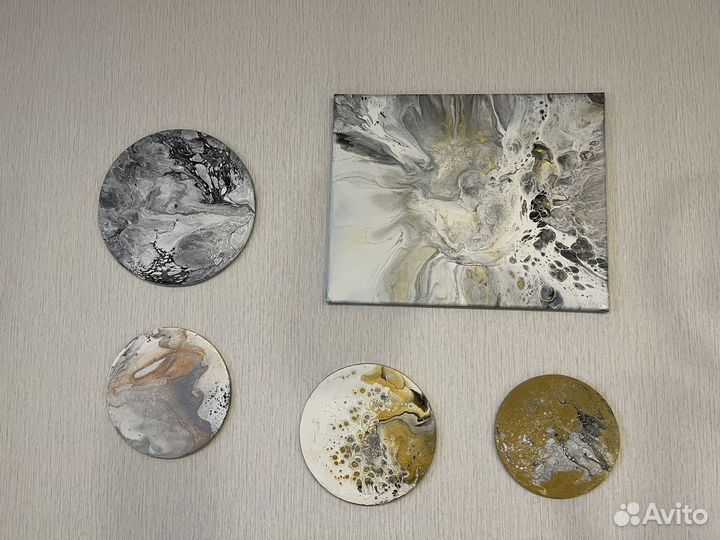 Картины в технике флюид-арт