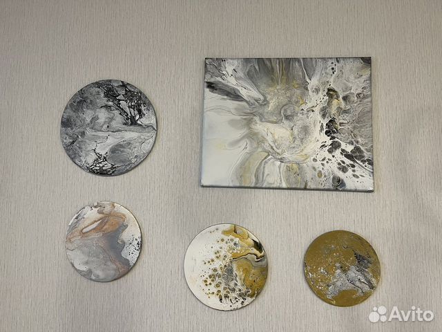 Картины в технике флюид-арт