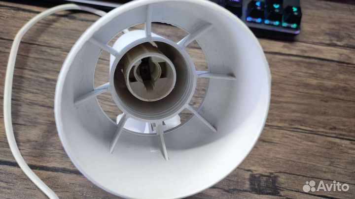 Лампа прищепка