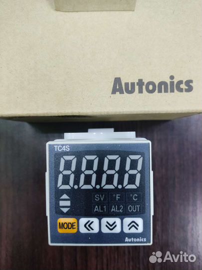 Терморегулятор TC4S-14R Autonics