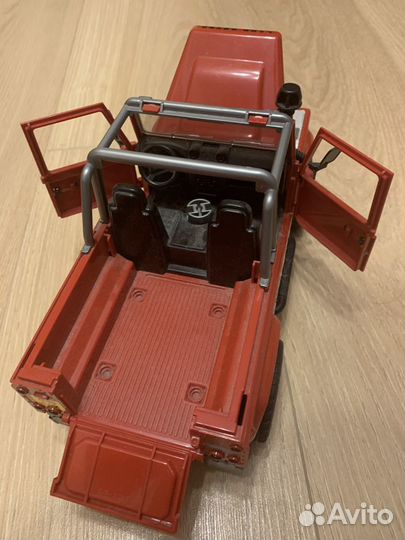 Машинка Игрушка / Коллекционная модель Land Rover