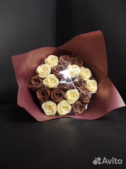 Шоколадные Розы - 19 шт в Букете