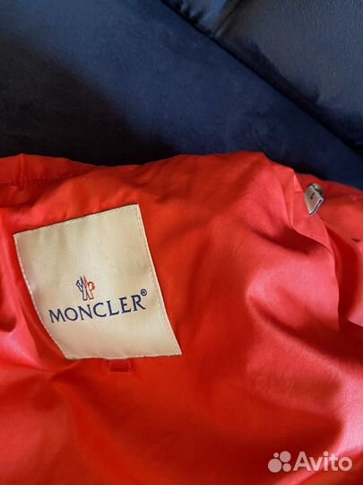 Пуховик moncler