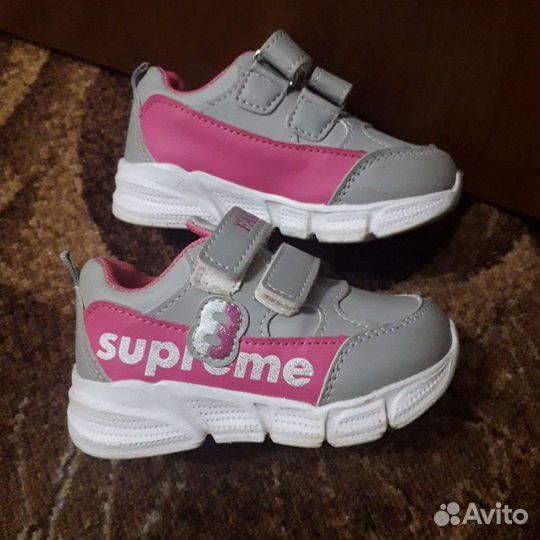 Кроссовки р22