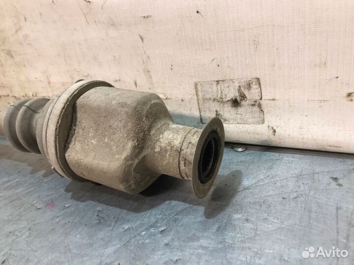 Привод, полуось передний правый Renault Symbol