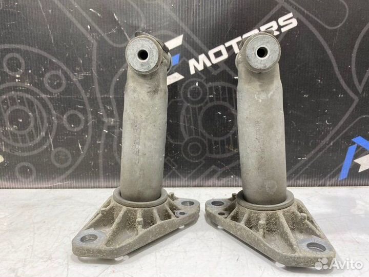 Кронштейн усилителя бампера Audi A6 Allroad C5 BES