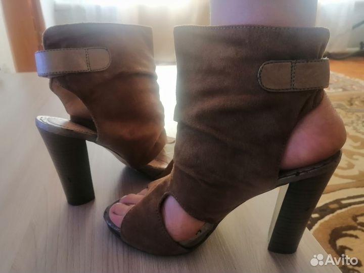 Обувь женская 36 размер