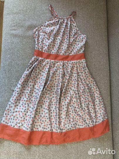 Платья в отличном сост