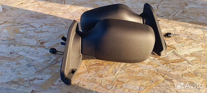 Зеркала на Ниву 21214 с оборгевом