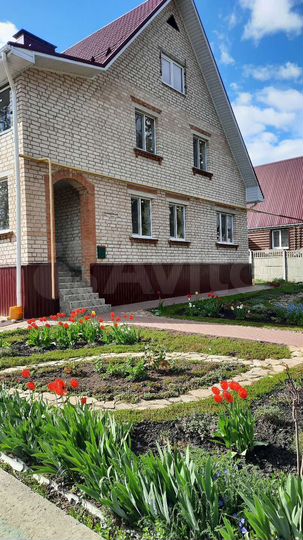 Дом 200 м² на участке 10 сот.