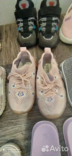 Кроссовки для девочки