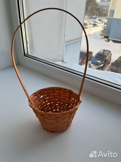 Корзина плетеная