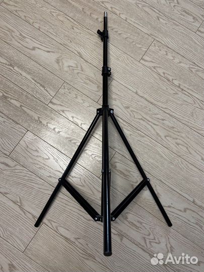 Комплект студийного света Ditech ES72 kit