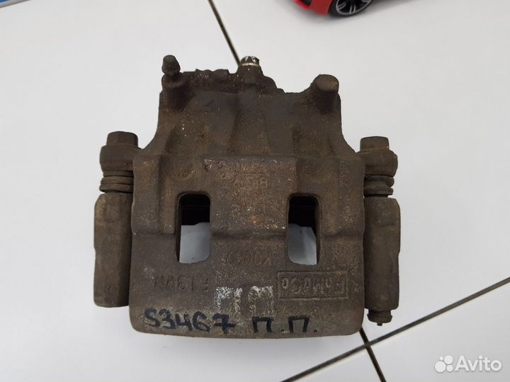 Суппорт передний правый (Mazda CX-7)