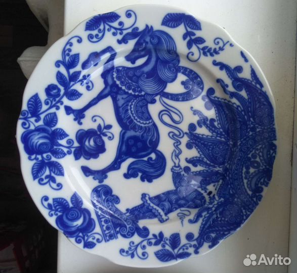 Настенная тарелка декоративная