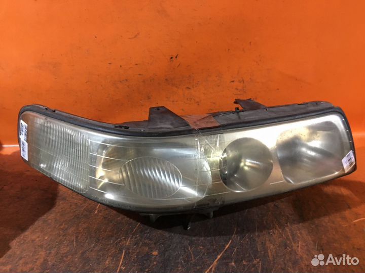 Фара правая Cadillac Seville STS ксенон