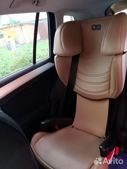 Детское кресло