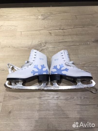 Коньки Graf Montana Blue Ice 35 размер