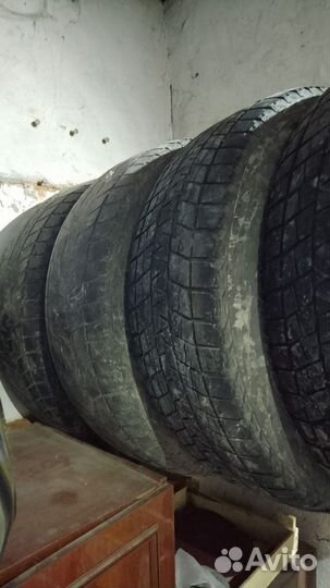 Bridgestone Blizzak DM-V1 225/70 R16