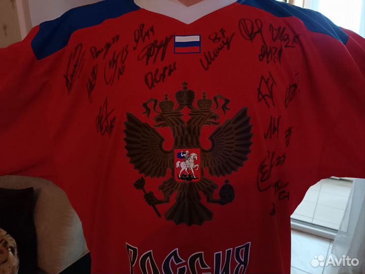 Футболка с автографами сборной России по хоккею