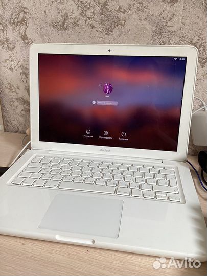 Apple MacBook 13 2010 нет звука и батареи