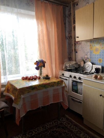 2-к. квартира, 42 м², 1/2 эт.