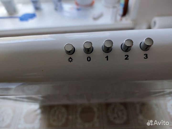 Вытяжка для кухни 50 см новая