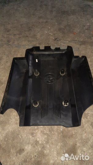 Декоративная крышка двигателя Bmw E39
