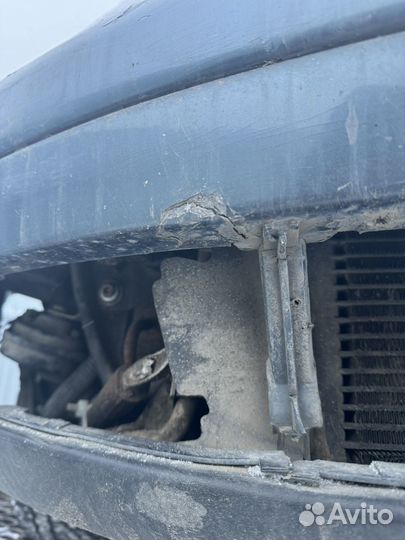 Передний бампер в сборе Пассат Б5