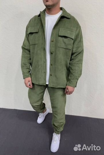 Мужской костюм новый