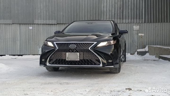 Camry 70 Передний бампер в стиле Lexus K9XE3