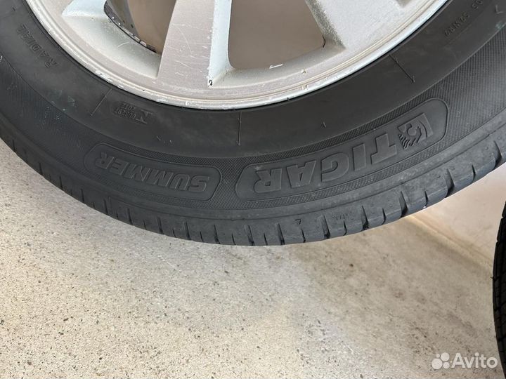 Литые диски Subaru с резиной Michelin