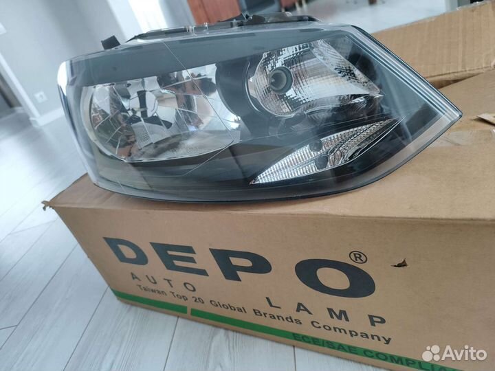 Фара volkswagen polo правая