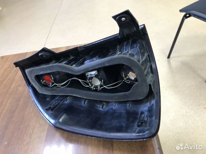 Задний фонарь toyota land cruiser prado 120