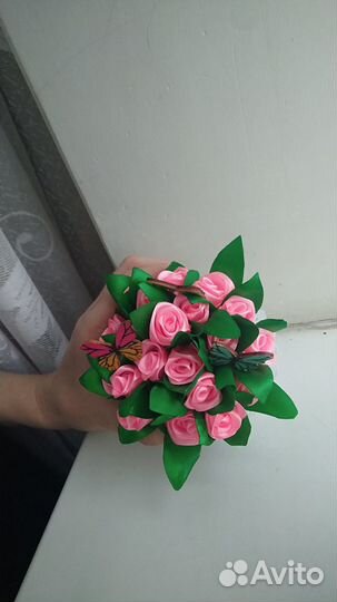 Букет цветов из атласных лент, ручная работа