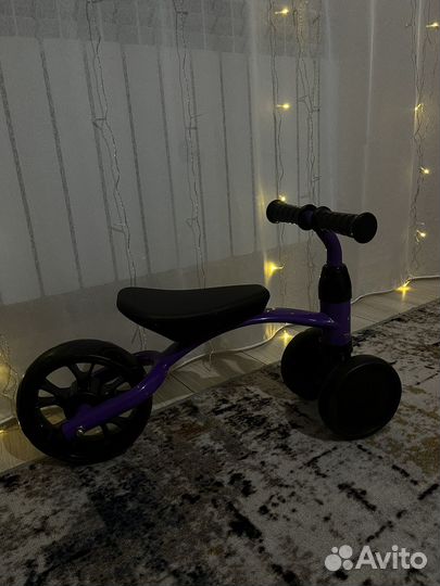 Беговел для малышей от года