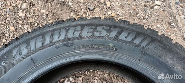 Bridgestone Ice Cruiser 7000 215/60 R17 100
