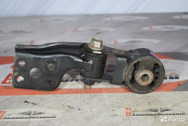 Подушка двс зад c Toyota Aqua NHP10 1NZ-FXE